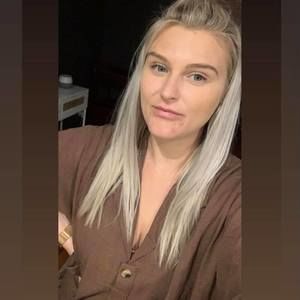 Meet your Posher, Caitlyn